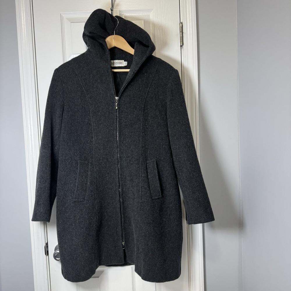 Mackintosh Women's sz M/L 100% Wool Full Double Zip Coat Hooded Fitted Gray Coat